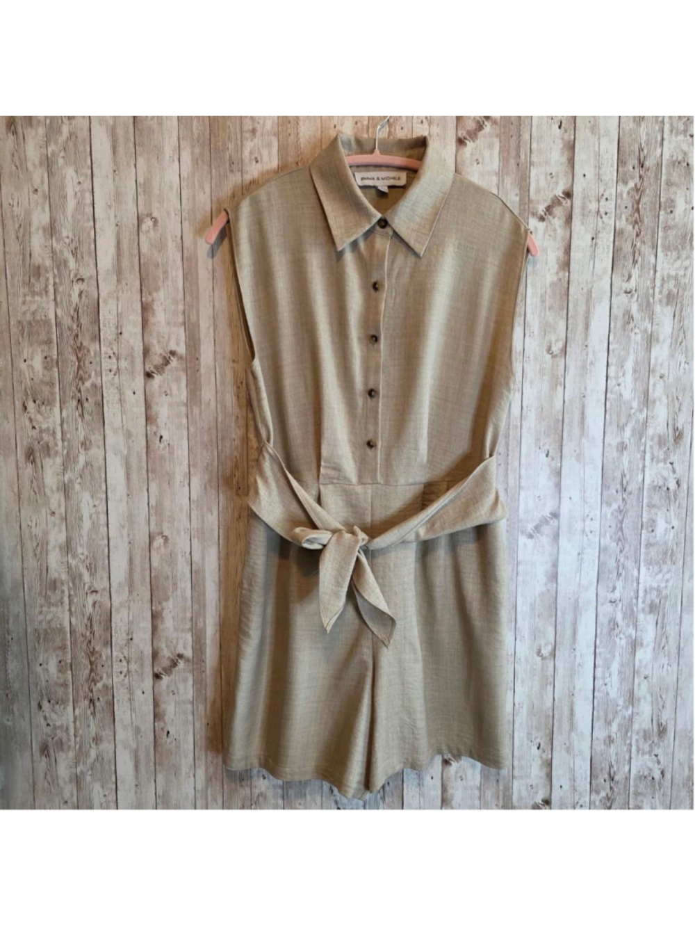 Women's EMMA & MICHELE Beige Sleeveless Romper S NWOT